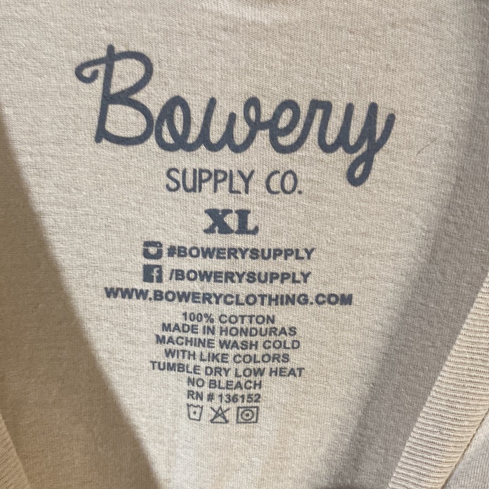 Bowery Supply Co Tan Graphic Short Sleeve Peace Sign Tee - Picture 7 of 8